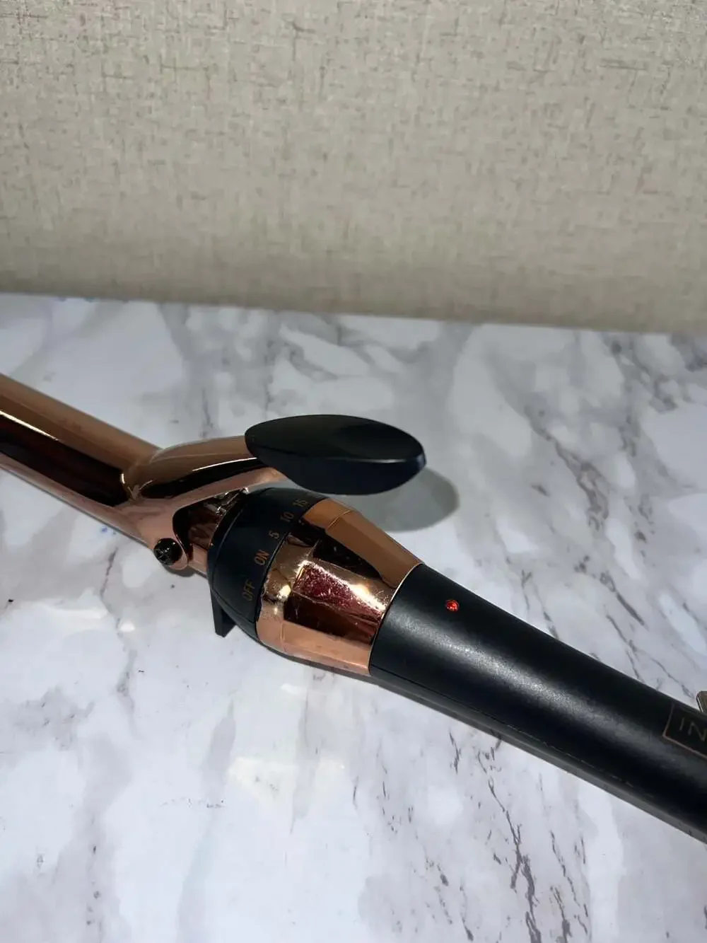 InfinitiPRO by Conair Rose Gold Titanium 1-Inch Curling Iron CD250